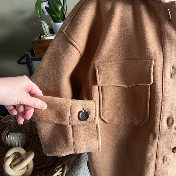 Avec Les Filles Shacket - Picture 6 of 10